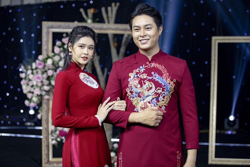 "me don than" truong quynh anh chua mot lan mac ao dai cuoi hinh 4