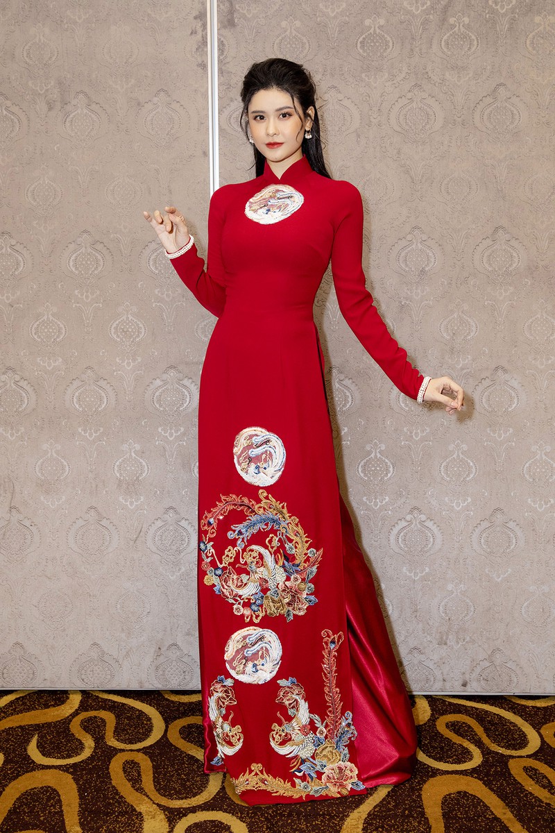 "me don than" truong quynh anh chua mot lan mac ao dai cuoi hinh 6
