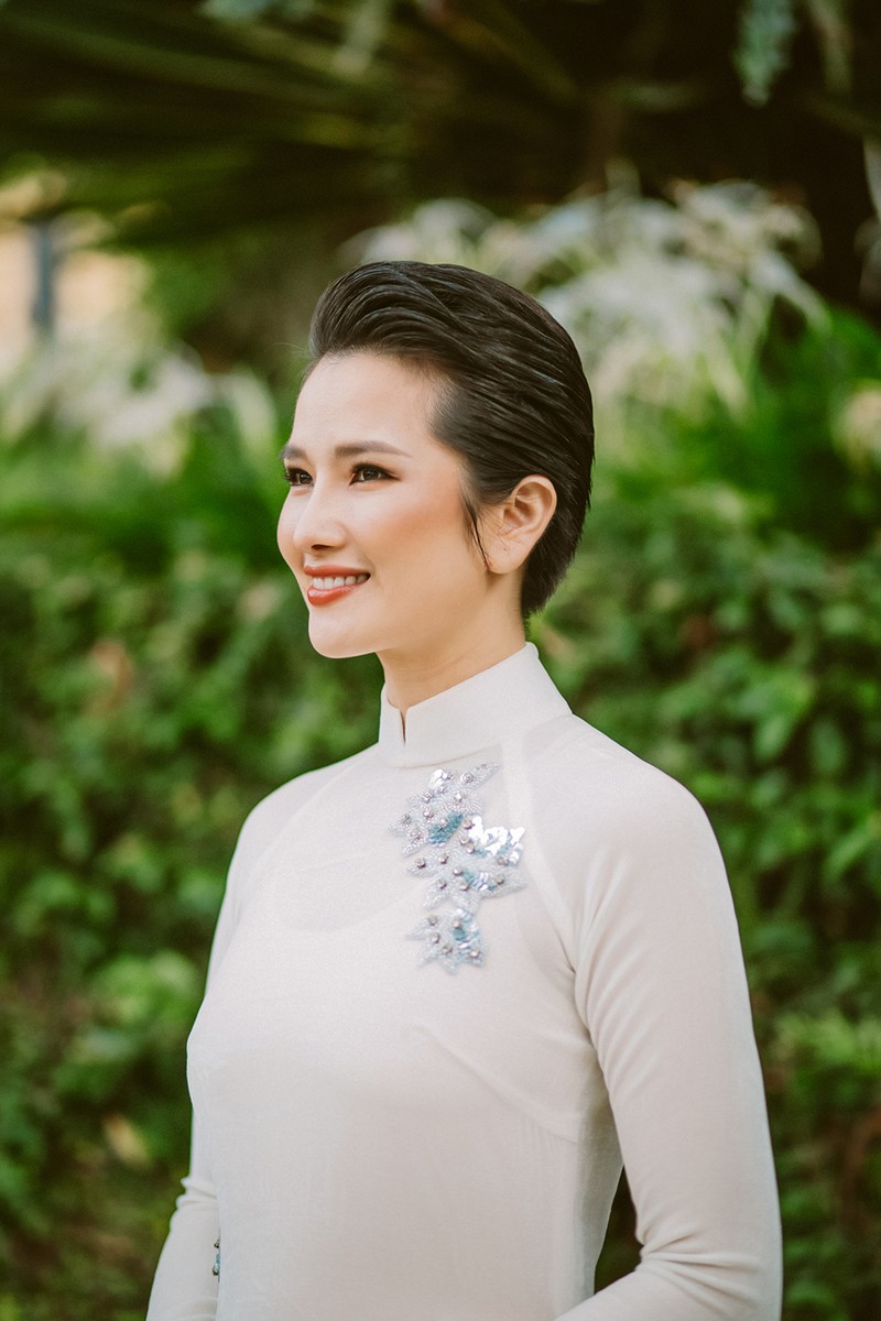 cao thuy duong dep den dang ngac nhien sau 6 nam vang showbiz hinh 10