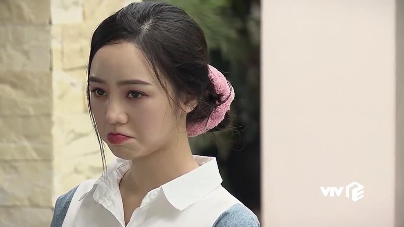 quynh kool tung bi bat nat, danh dap den noi khong dam di hoc hinh 1