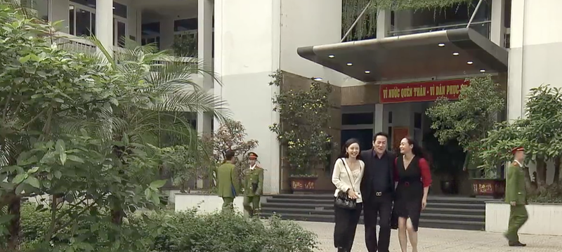  "dung bat em phai quen": ket dep khep lai hanh trinh tranh cai hinh 3