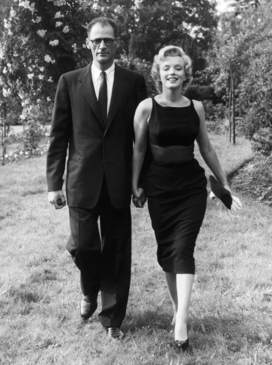 "bieu tuong goi cam" marilyn monroe va 3 cuoc hon nhan chong vanh hinh 7
