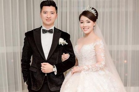 chuyen showbiz: au ha my cong khai doi "cua hoi mon" sau khi ly hon trong hung hinh 1