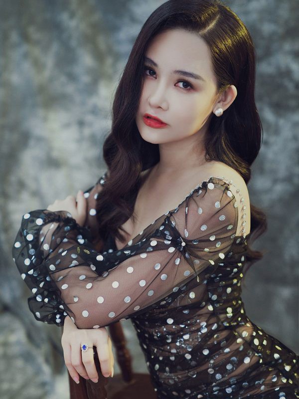 ong duong ky anh: nen bo thu tuc cap phep cho nguoi dep di thi hoa hau hinh 1