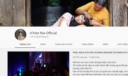 chuyen showbiz: hoa minzy om bung bau "vuot mat" sau on ao sinh con hinh 5