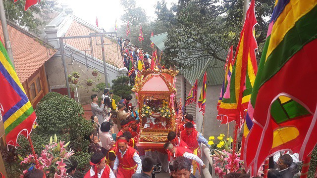 lan dau tien to chuc ruoc lien vung tai le hoi tan vien son thanh hinh 1
