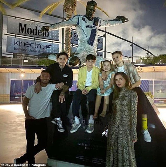 david beckham tai xuat dien trai khi ra pho an trua hinh 8
