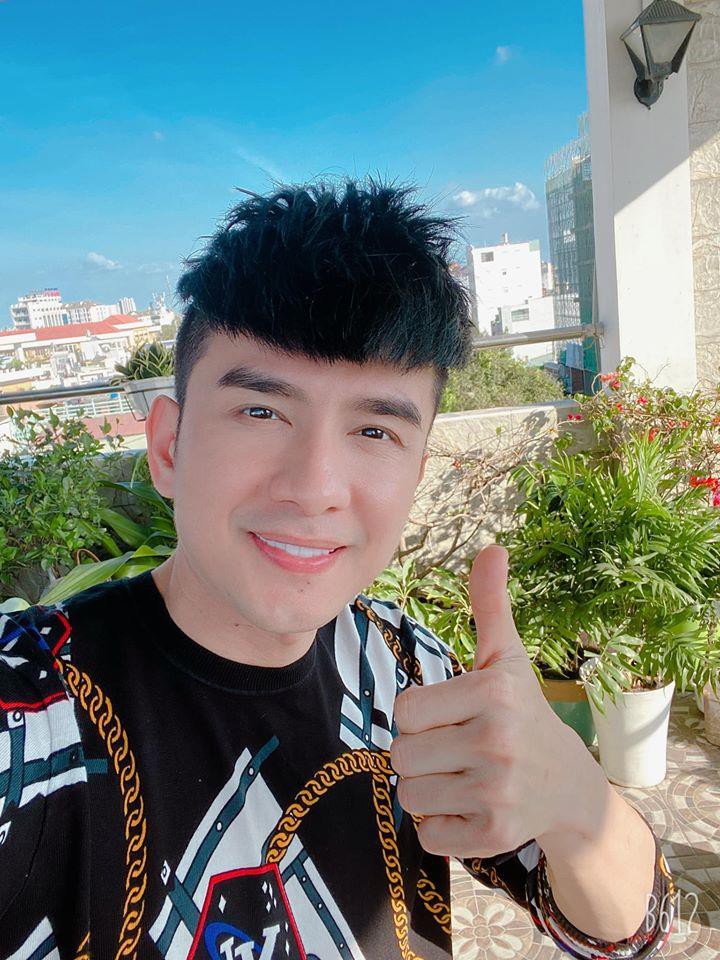 bi huy 12 show vi dich corona, dan truong ve my vi so vo con lo lang hinh 2