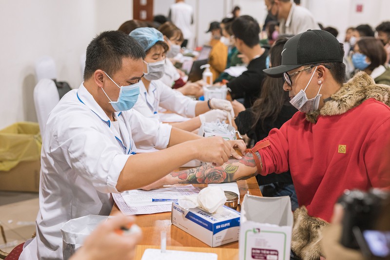 tuan hung hanh dong y nghia khi ngan hang mau bi thieu vi dich corona hinh 3
