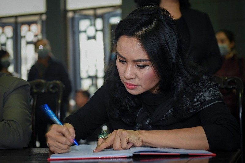 gia dinh, dong nghiep nghen ngao trong le tang nsut vu manh dung hinh 7