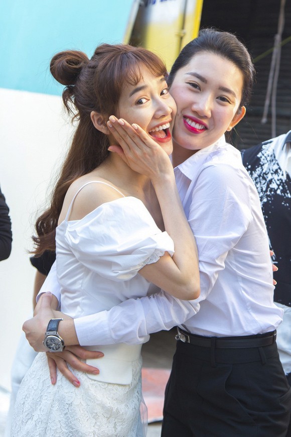 chuyen showbiz:ha ho doi cach xung ho, bat ngo goi ban trai la doi tac hinh 7