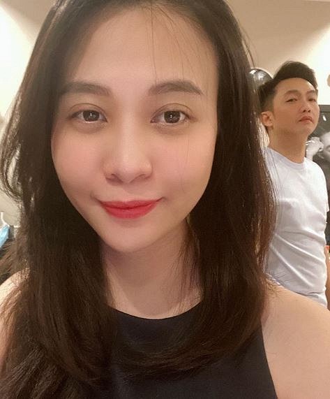 chuyen showbiz: chong tre khanh thi tiet lo tat xau cua vo trong ngay 8/3 hinh 3