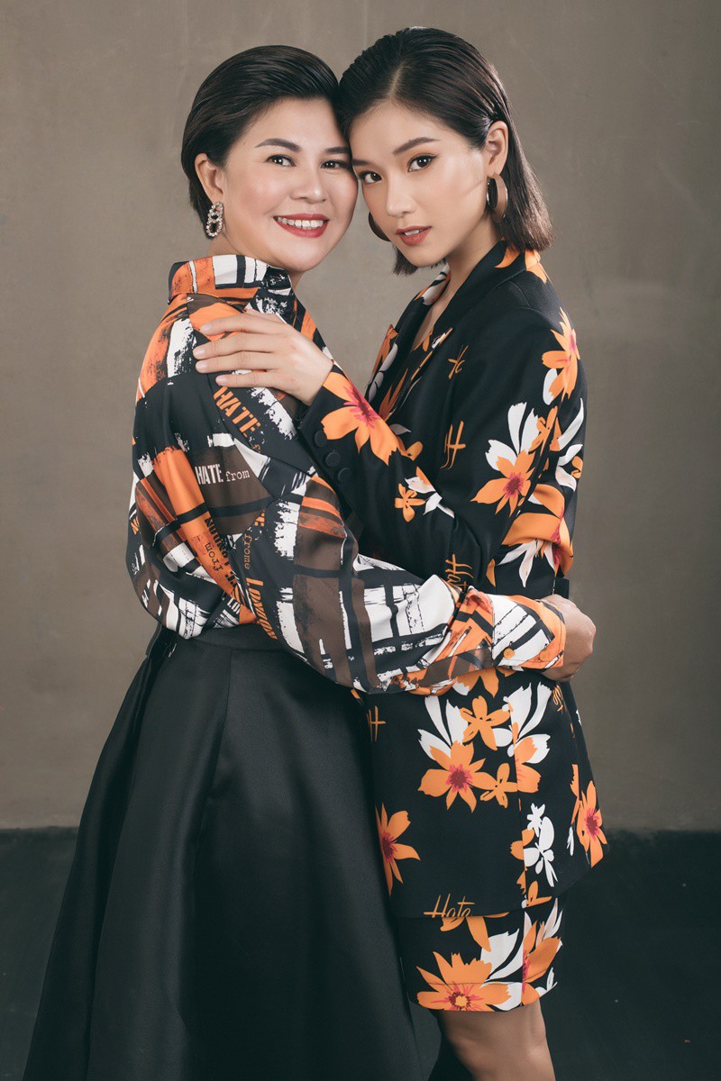 tiet lo hai nhan vat quan trong nhat cuoc doi cua hoang yen chibi hinh 4