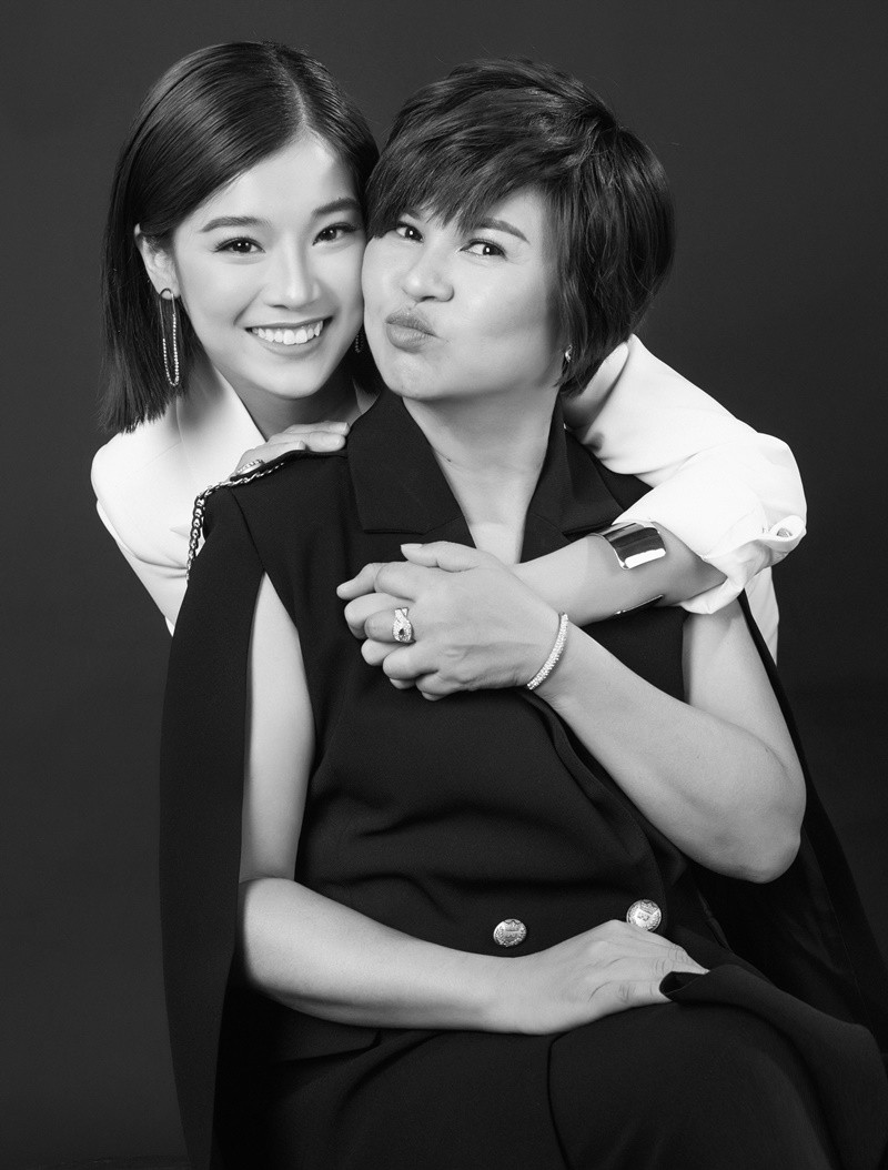 tiet lo hai nhan vat quan trong nhat cuoc doi cua hoang yen chibi hinh 7