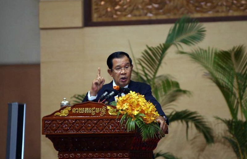 campuchia dong cua cac truong hoc tai siem reap de phong ngua covid-19 hinh 1