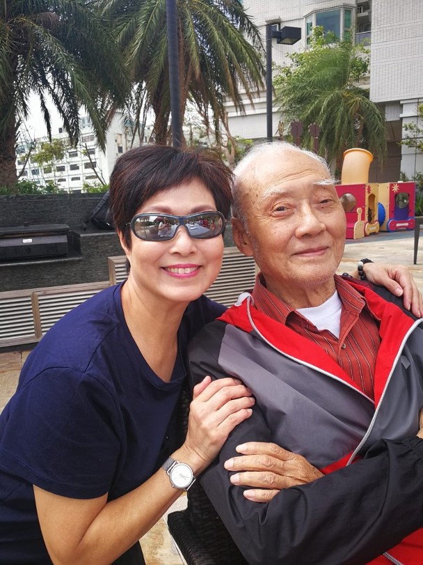 chuyen showbiz: h'hen nie tinh tu cung ban trai ve tham que hinh 6