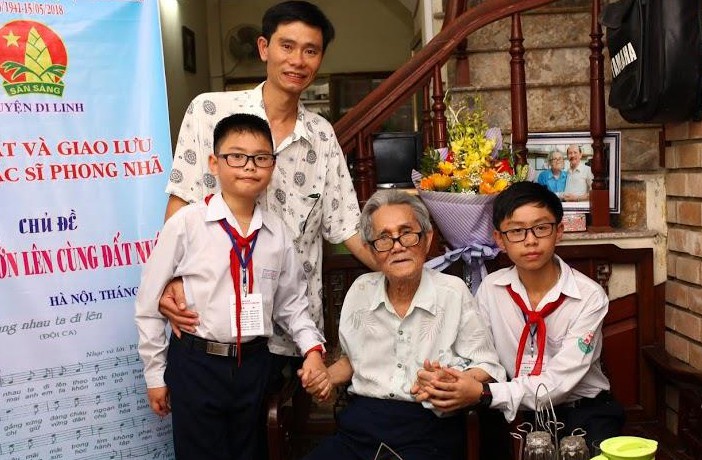 nghe lai nhung bai hat thieu nhi noi tieng cua nhac si phong nha hinh 1