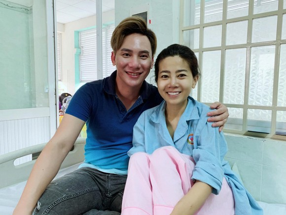 chuyen showbiz: mai phuong dang yeu va dau don khi dieu tri ung thu hinh 1