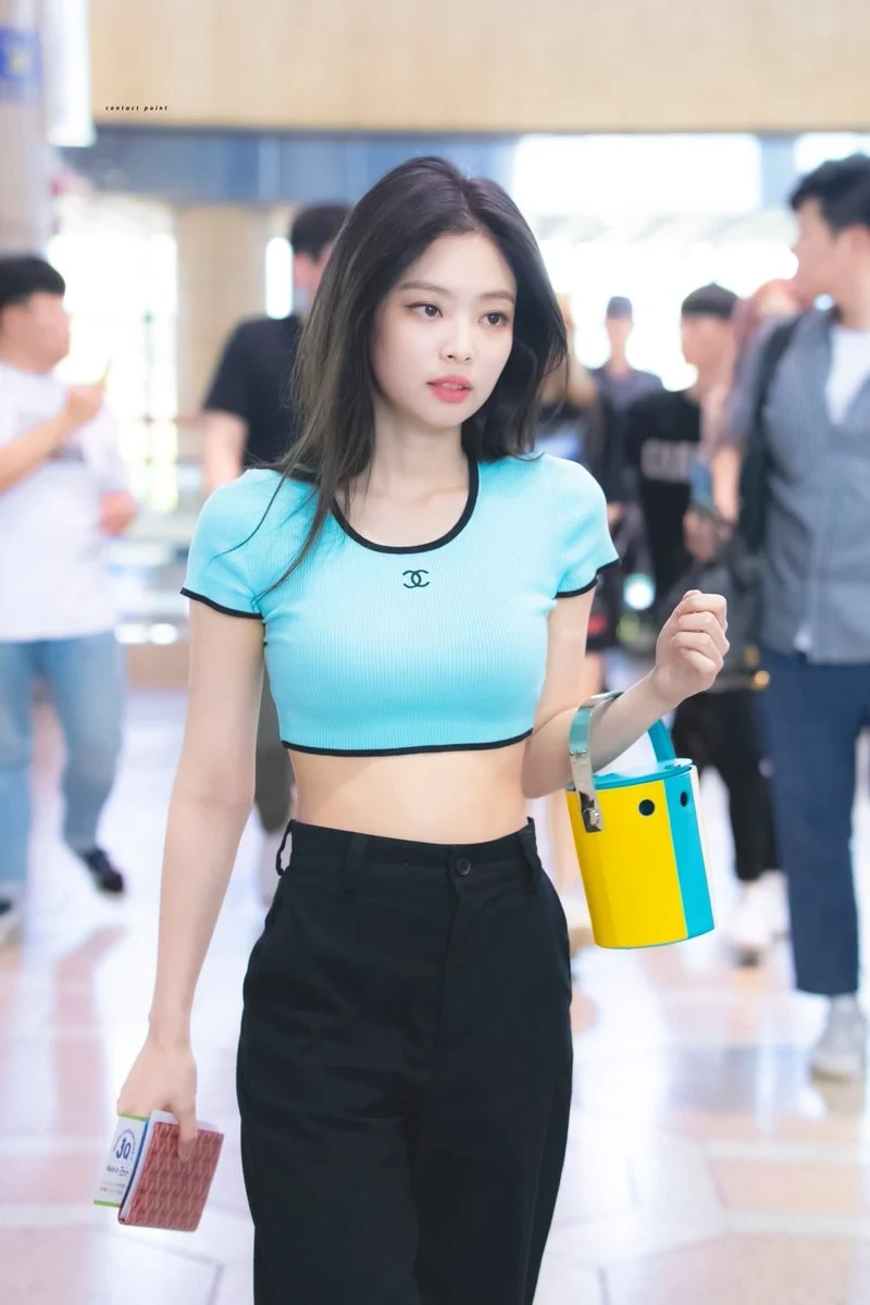 bo suu tap tui hieu tien ty cua black pink khien fan "phat sot" hinh 3