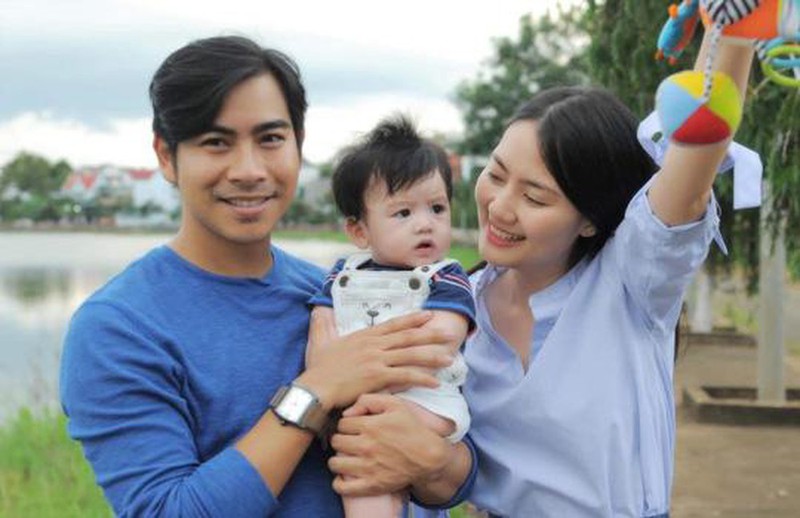 chuyen showbiz: a hau thuy van lan dau cong khai chong sap cuoi hinh 3