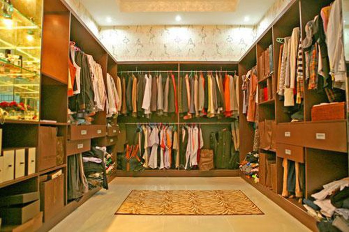 nghi tranh dich, quyen linh lam nong cung vo con trong biet thu 500m2  hinh 12