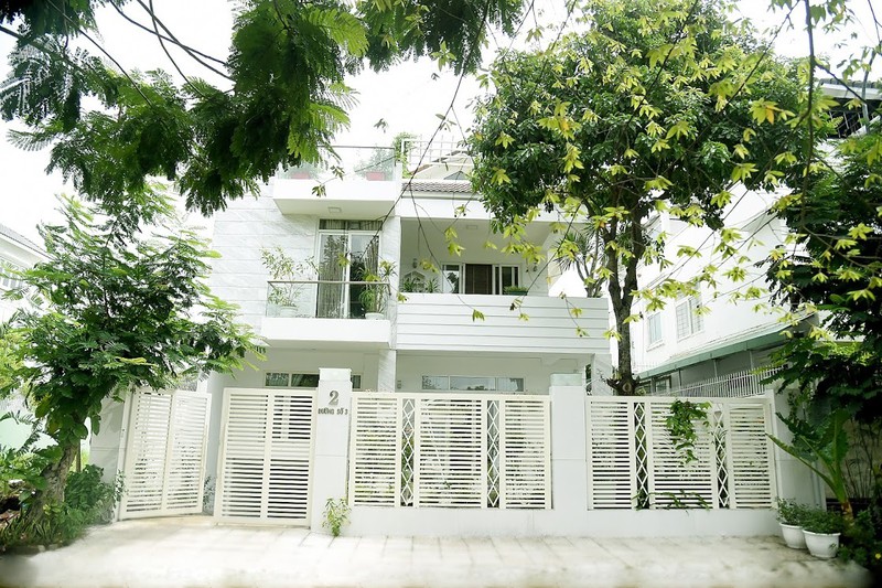nghi tranh dich, quyen linh lam nong cung vo con trong biet thu 500m2  hinh 7