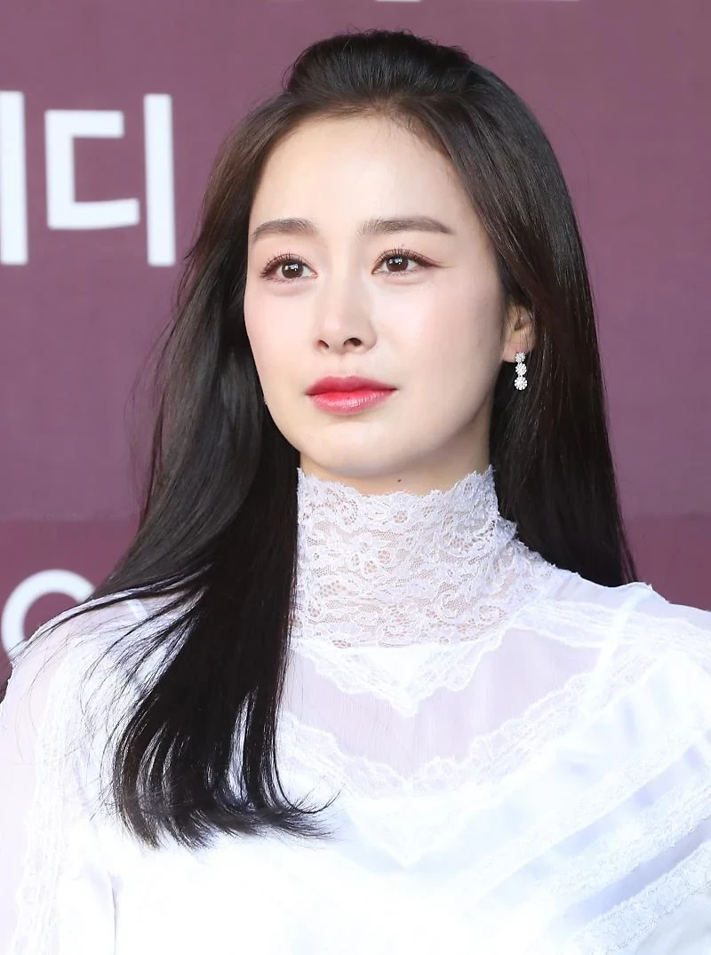 kim tae hee, son ye jin lot top 15 nu dien vien dep nhat han quoc  hinh 12