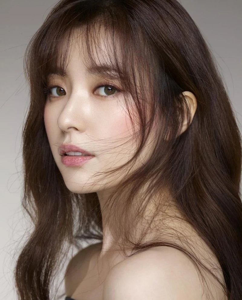 kim tae hee, son ye jin lot top 15 nu dien vien dep nhat han quoc  hinh 15