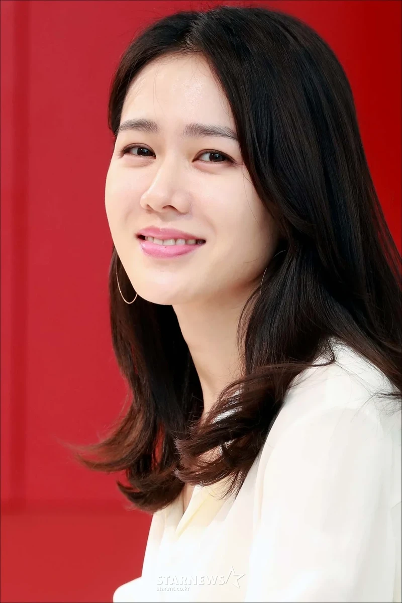 kim tae hee, son ye jin lot top 15 nu dien vien dep nhat han quoc  hinh 5