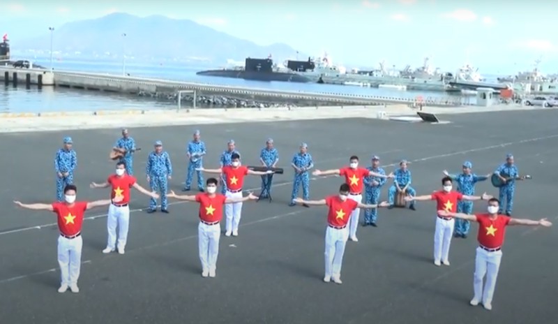 lu doan 189 hai quan quay mv "viet nam oi! danh bay covid"  hinh 1