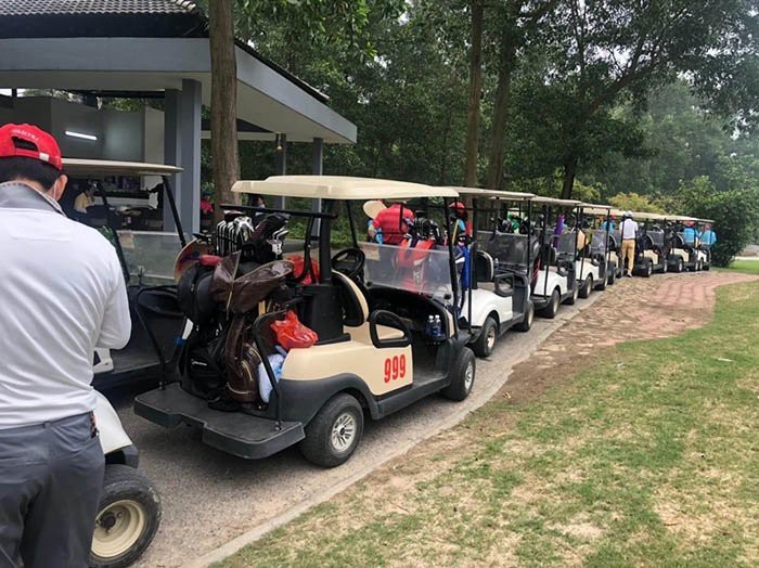 "tac duong" tai san golf dai lai va tam dao do qua dong golfer den choi hinh 1