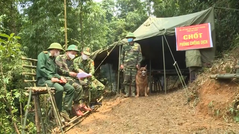 xuc dong ca khuc ve nhung chien si bien phong dang chong dich covid-19 hinh 1