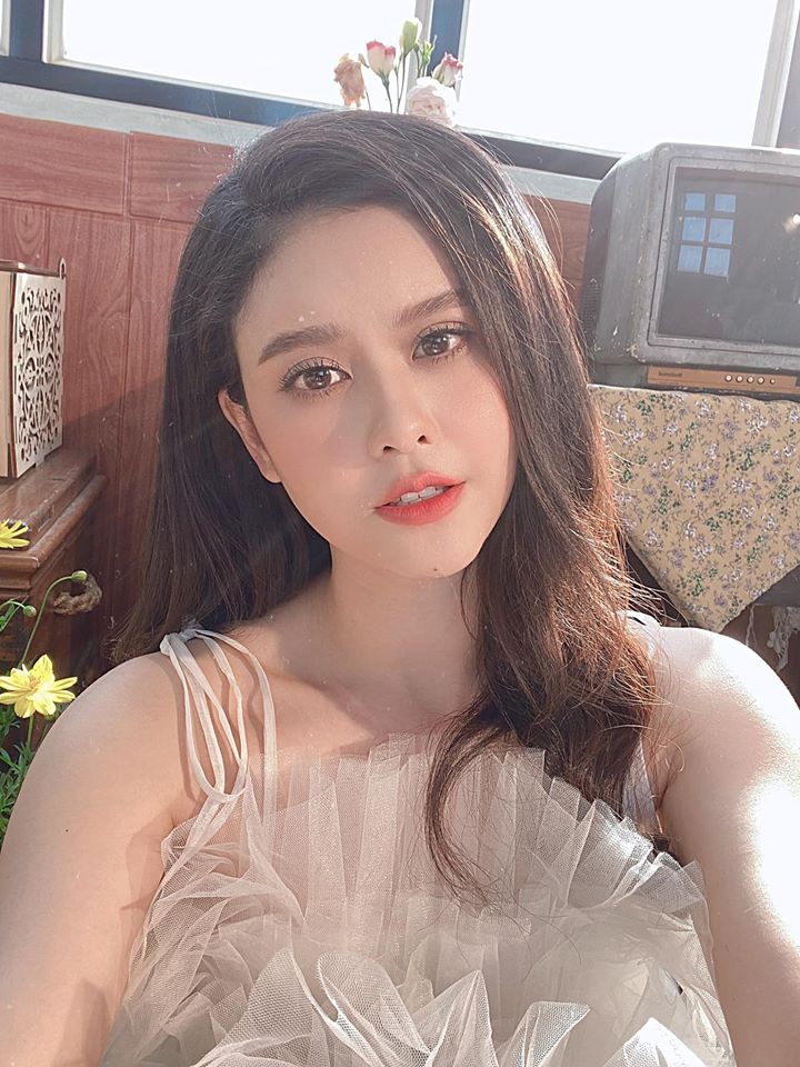 chuyen showbiz: truong quynh anh thu nhan doc than sau on ao co tinh moi hinh 1