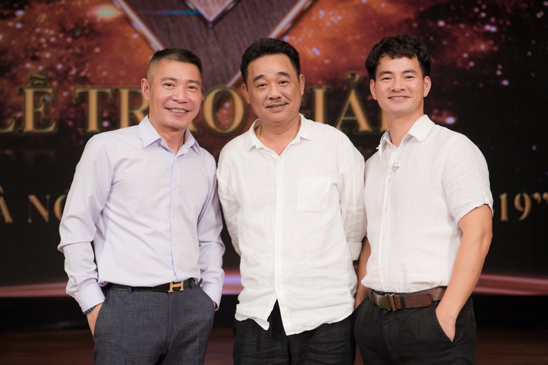 nsut quang thang, huong "voi", tien minh bi "tuoc" giai thi hat online hinh 2