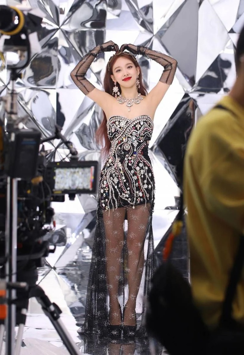 nhung chiec vay long lay cua twice ma co gai nao cung muon so huu hinh 9