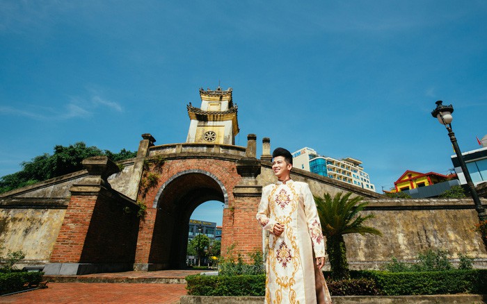 ca si tran nguyen thang ra mv "dep lung linh" ve quang binh hinh 2