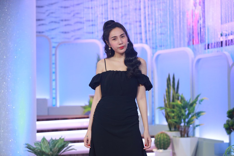thuy tien bat ngo tiet lo: cong vinh khong biet mat ma ket sat cua vo hinh 1