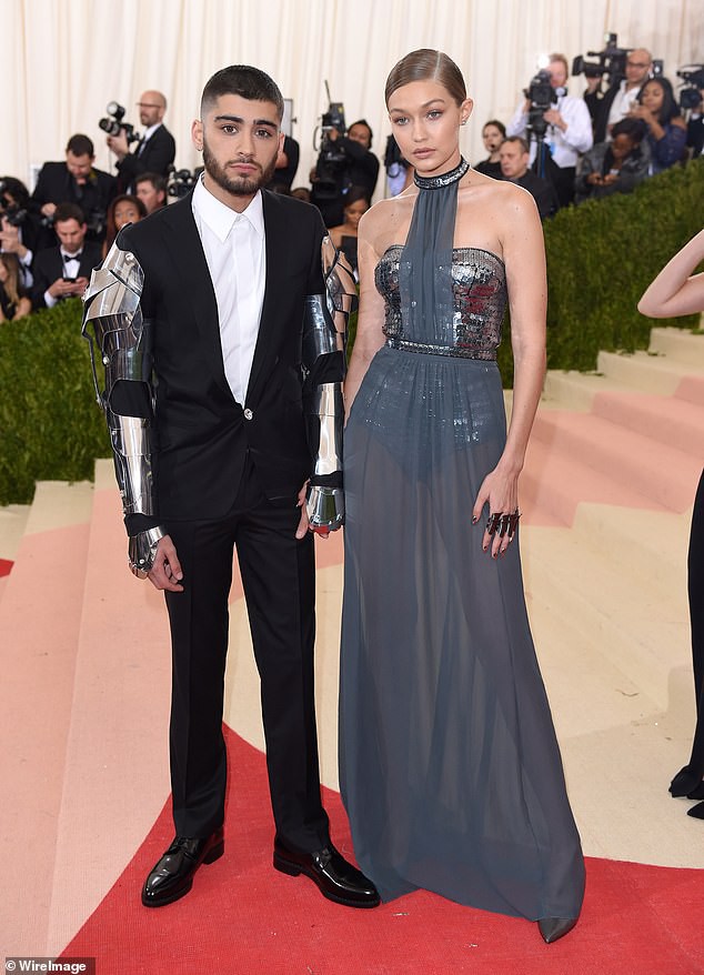 gigi hadid ngot ngao hon ban trai zayn malik sau khi xac nhan mang bau hinh 2