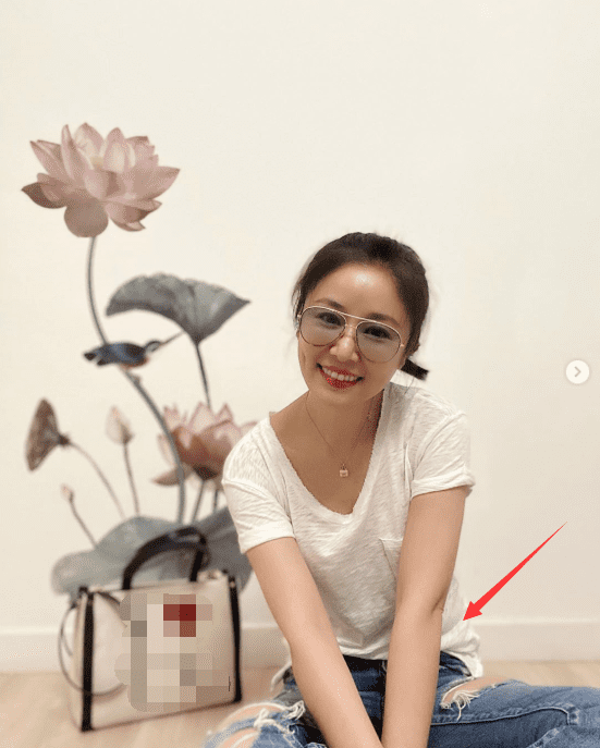 chuyen showbiz: dam thu trang tai xuat rang ro sau khi sinh con gai hinh 4
