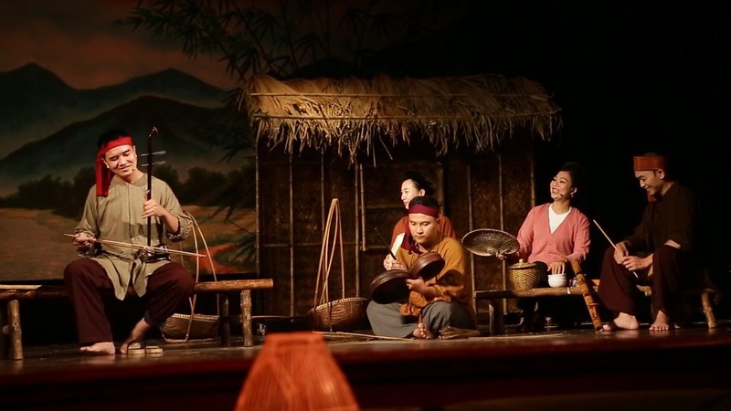 bien nghe thuat truyen thong thanh san pham du lich: con lam gian nan hinh 1