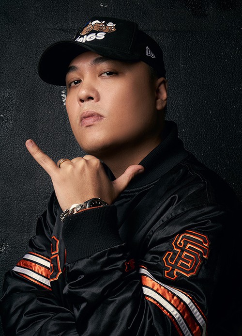 rapper lk loi keo ca dan thi sinh "king of rap" vao mv "ha noi xin" hinh 1