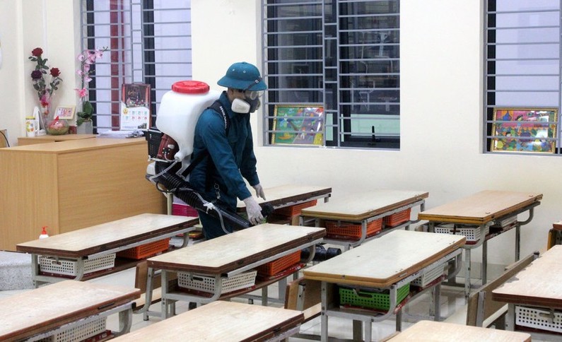 cha me khac phuc kho khan quan ly con mua dich corona hinh 1