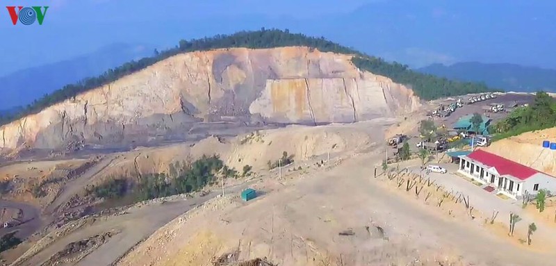 son la tam dung hoat dong khai thac tai mo than suoi bang hinh 1