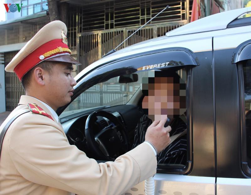 csgt phai su dung ong thoi nong do con rieng, da duoc tiet trung hinh 1