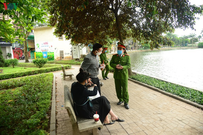 cac co quan cong quyen o ha noi cat giam nguoi lam viec tai tru so hinh 5