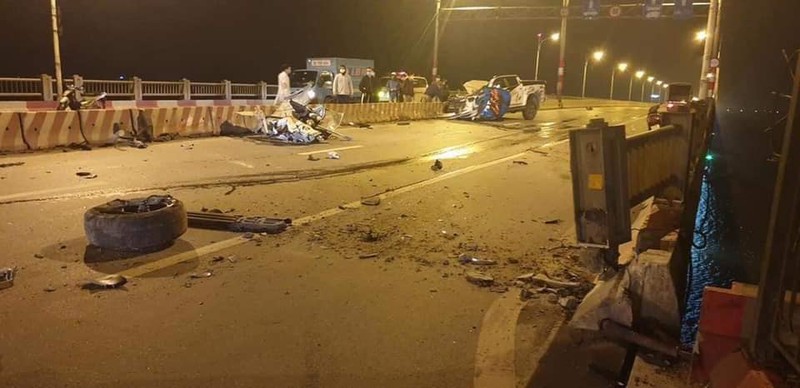 o to ban tai huc lien hoan vao thanh cau vinh tuy khien 1 nguoi tu vong hinh 1