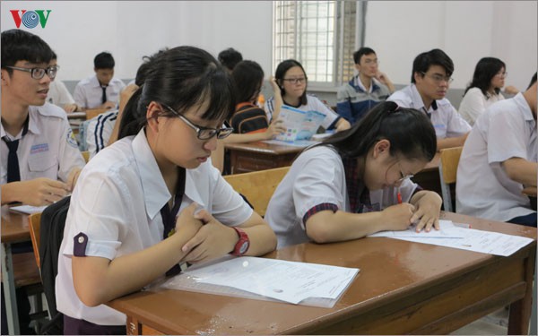 dia phuong chiu trach nhiem chinh trong to chuc ky thi tot nghiep 2020 hinh 1