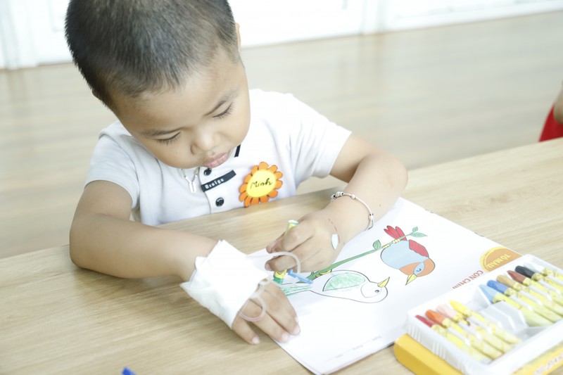 "lop hoc hanh phuc" danh cho benh nhi ung thu hinh 1