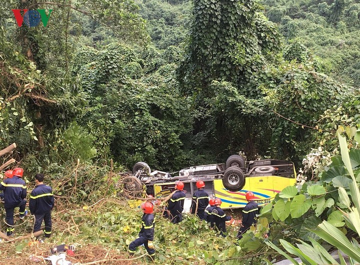 pho thu tuong truong hoa binh chi dao khan vu tai nan o kon tum hinh 1