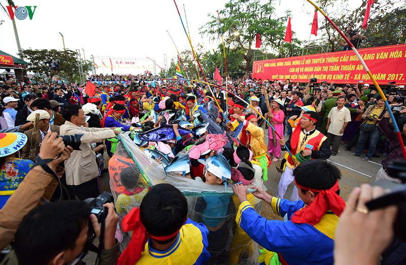 nhung le hoi doc dao khong the bo qua trong thang gieng hinh 12